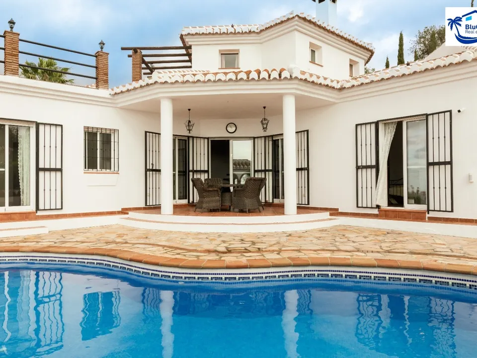 Villa i Velez Malaga, Malaga - foto 1